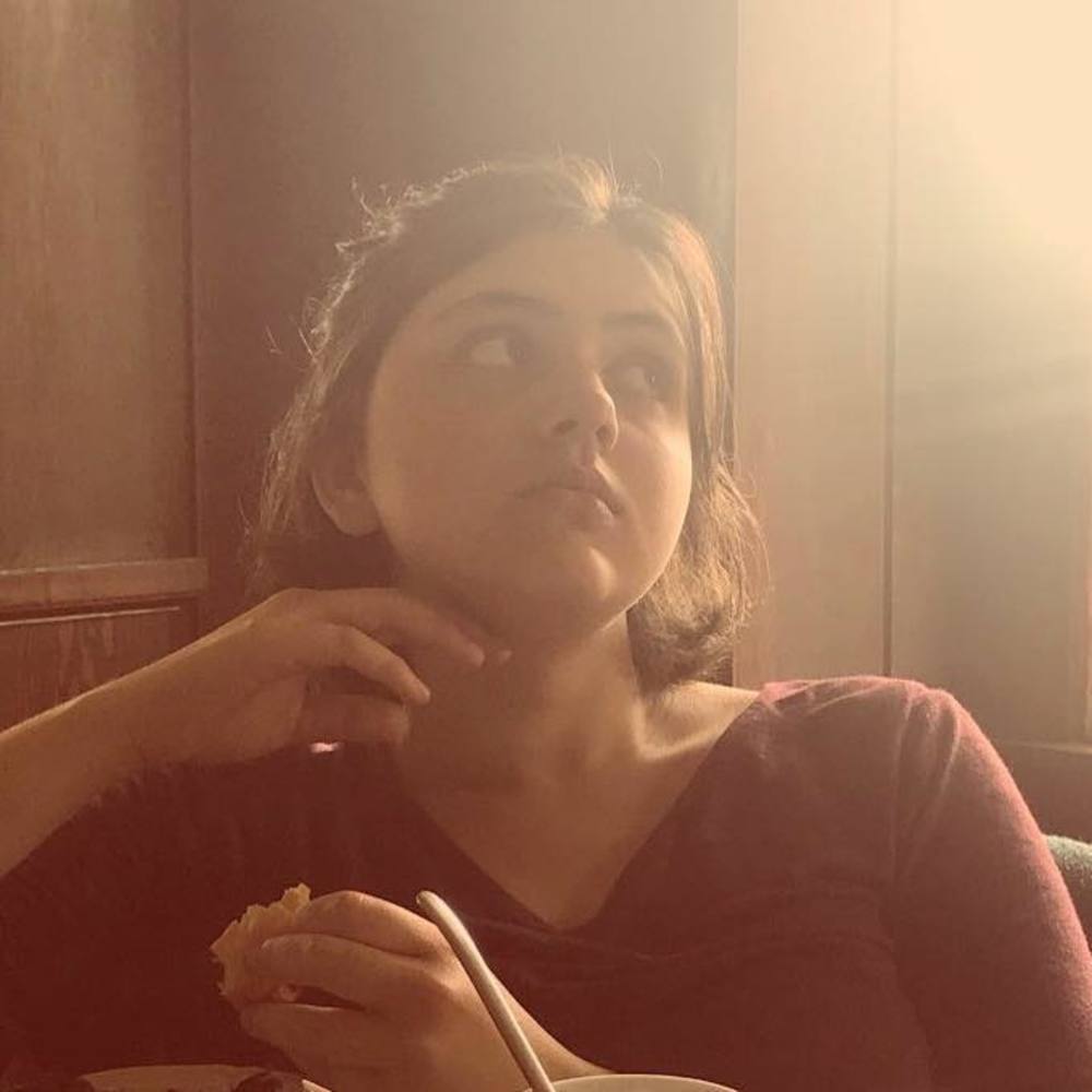 Meet your Posher, Nathalia